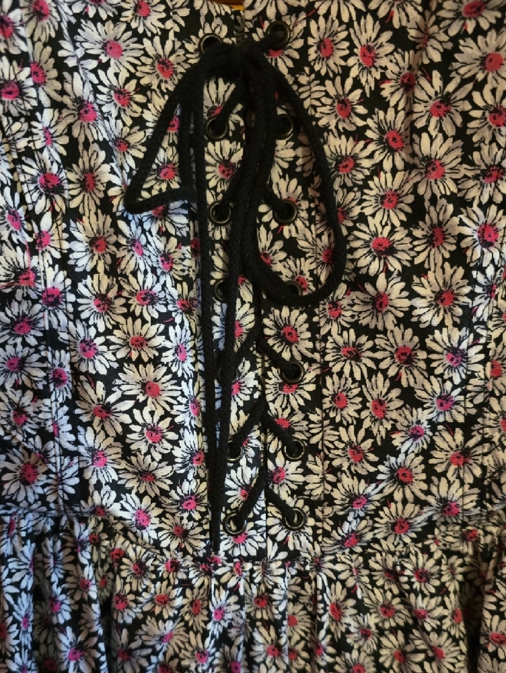 Betsey Johnson Black Daisy Print Dress with Pink Accents - Picture 4 of 14